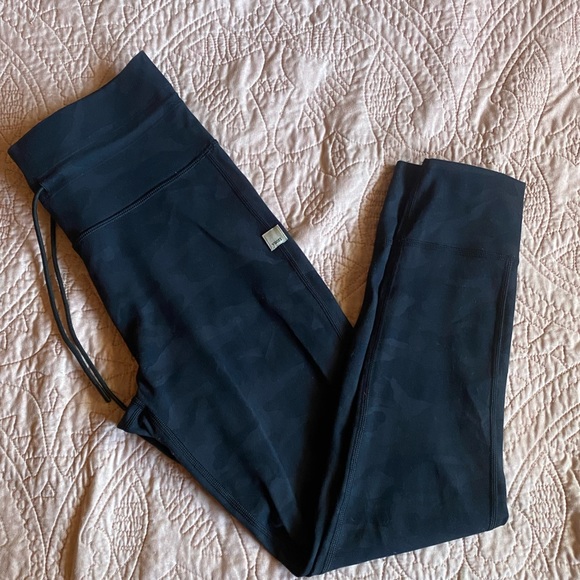 Vuori Pants - Vuori Daily Leggings